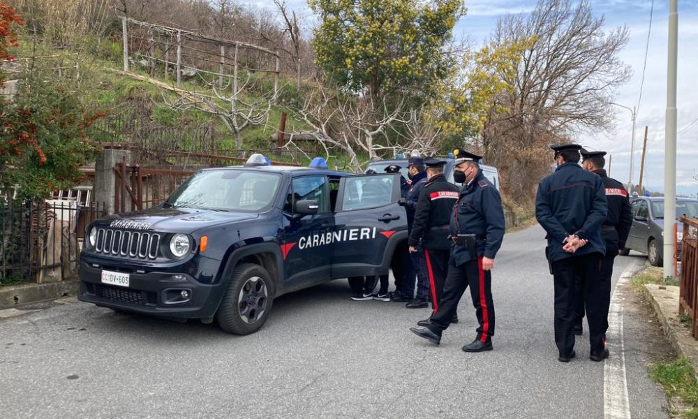 carabinieri-rota-greca