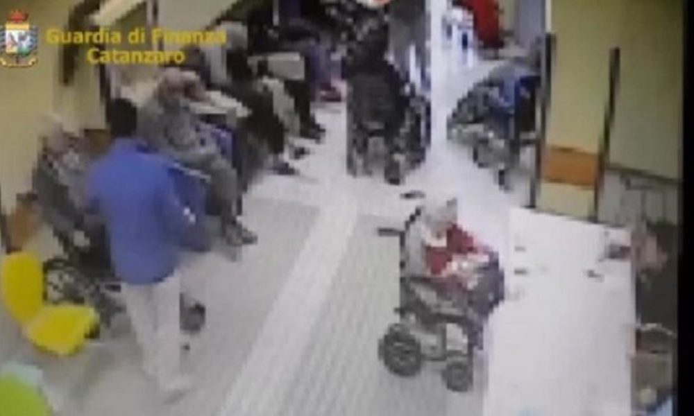 clinica-degli-orrori-2