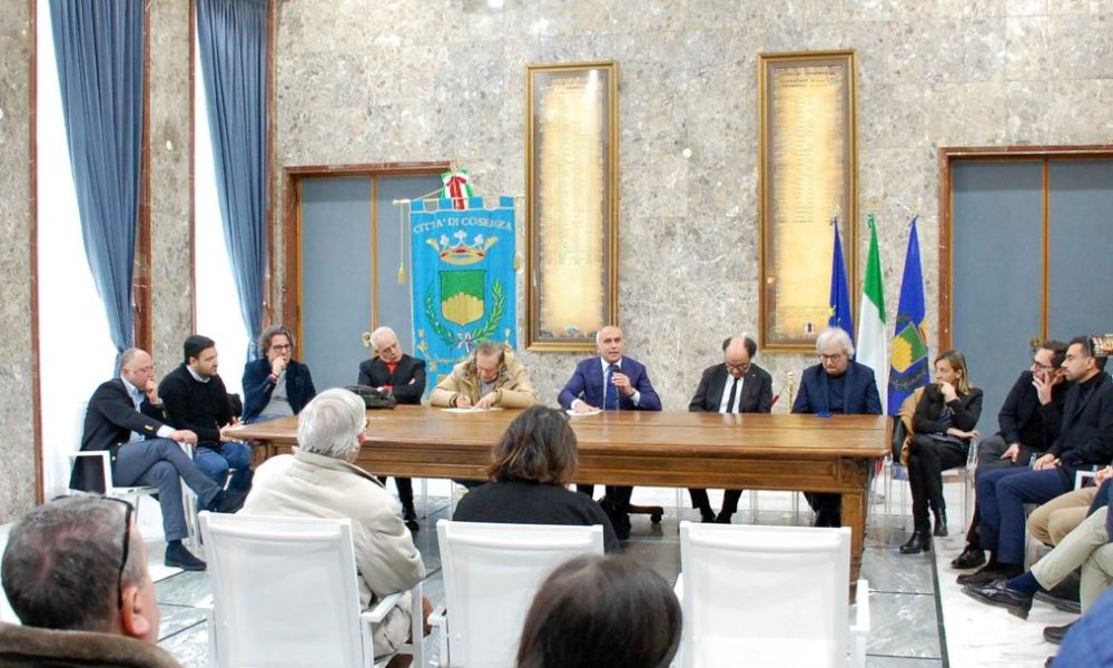 incontro-caruso-guarascio-1