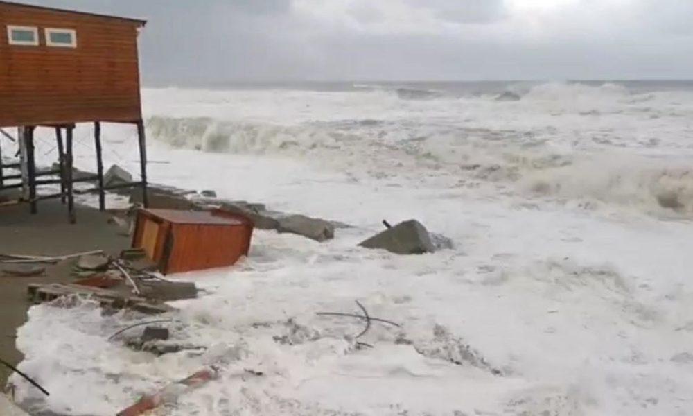 lido-distrutto-paola