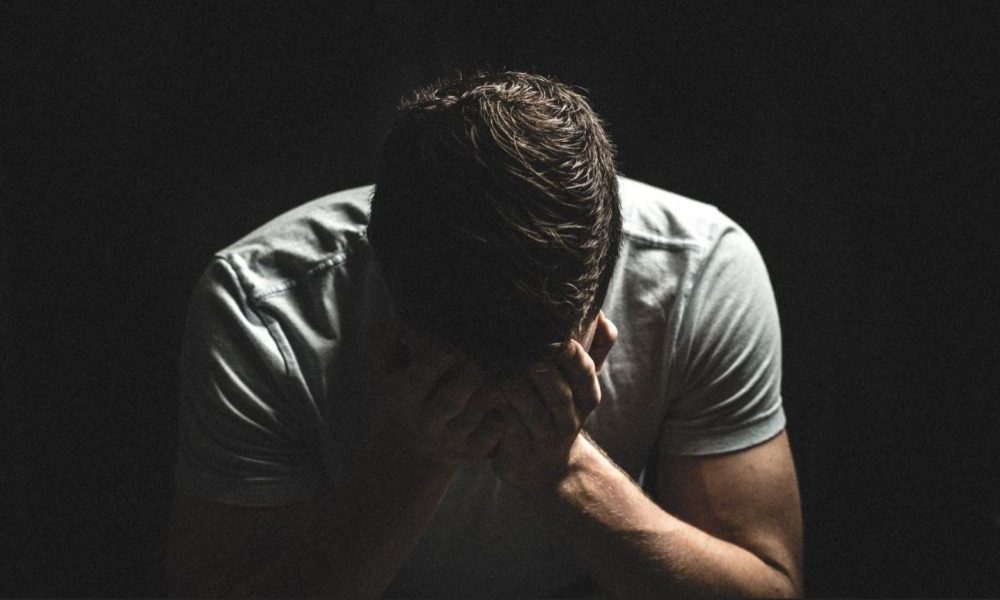 ragazzo-picchiatore-aiuto-depress