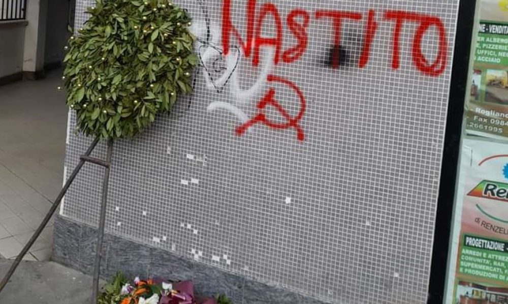 scritta-tito-muro-cop