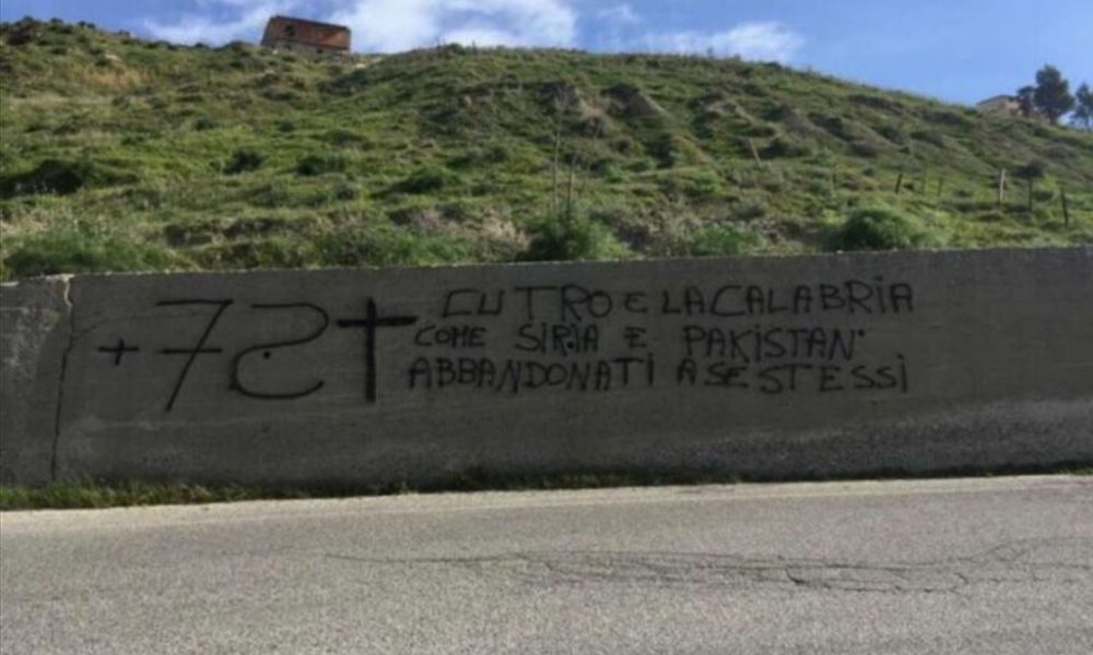 scritte-muri-cutro