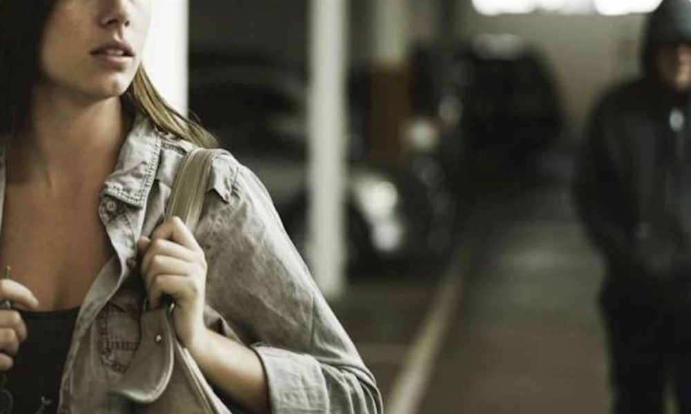 violenza-stalker-aggressione-donna